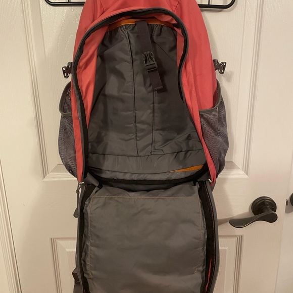 The North Face Wasatch Backpack - Picture 3 of 4